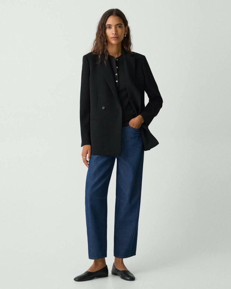 Black Women Blazers + Jackets Relaxed Double-Breasted Blazer In Admiral Crepe Theory - 5