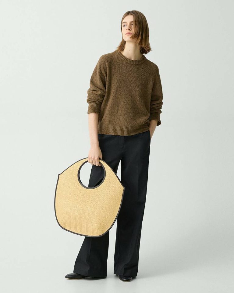 Natural Women Bags Theory Circle Tote Bag In Raffia - 1
