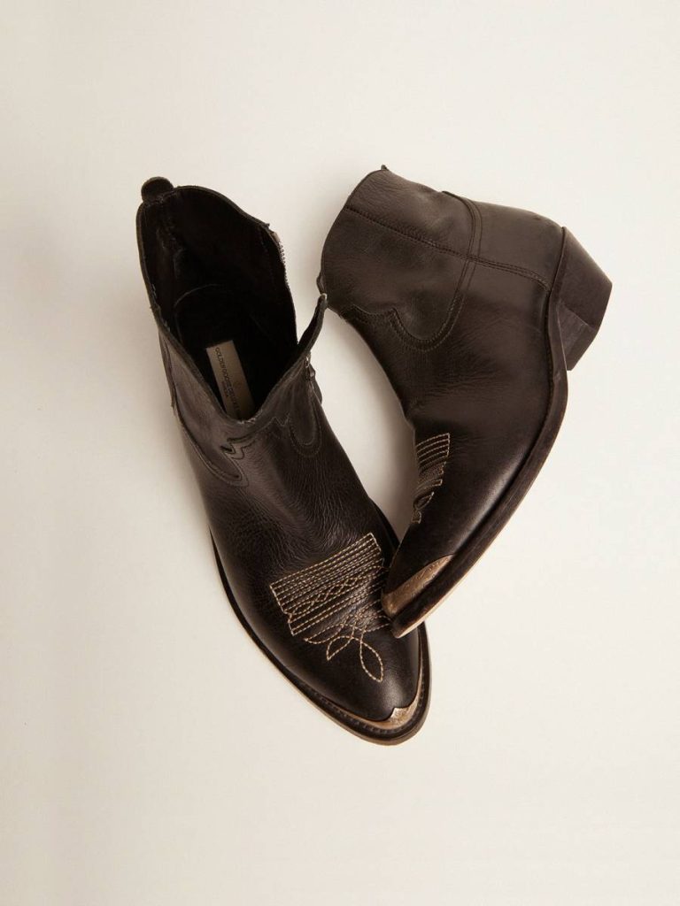 Golden Goose Black Women Young Ankle Boots In Black Leather With Sand-Colored Embroidery Boots - 2