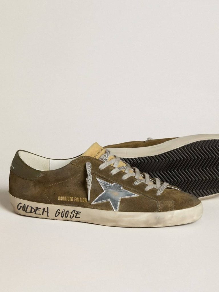 Golden Goose Super-Star Men's Super-Star Ltd In Suede With Metallic Leather Star And Leather Heel Tab Men - 4