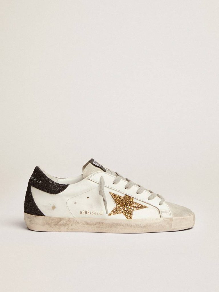 Golden Goose Super-Star Women Women’s Super-Star In Nappa Leather With Gold Glitter Star And Black Glitter Heel Tab - 1