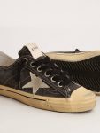 Golden Goose V-Star Men's V-Star Ltd In Black Canvas With Ice-Gray Star And Heel Men - 4
