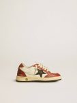 Kids Golden Goose Boys (4-10 Years) Ball Star Young In Nappa With Black Star And Red Leather Inserts - 1