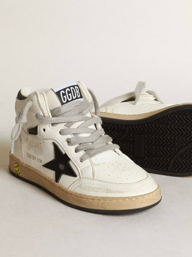Kids Golden Goose Young Sky-Star In White Nappa With Black Star And Heel Tab Boys (4-10 Years) - 3