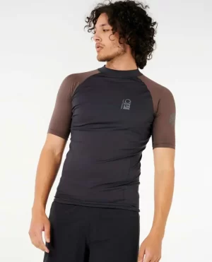 Men Rash Guards Rip Curl Search Upf Performance Short Sleeve Rash Guard - 1