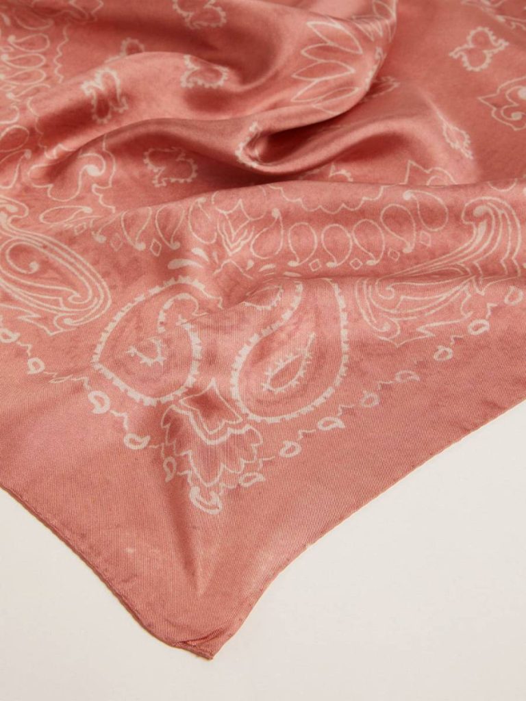 Old Rose Scarf With Paisley Print Women Old Rose Silks & Scarves Golden Goose - 2