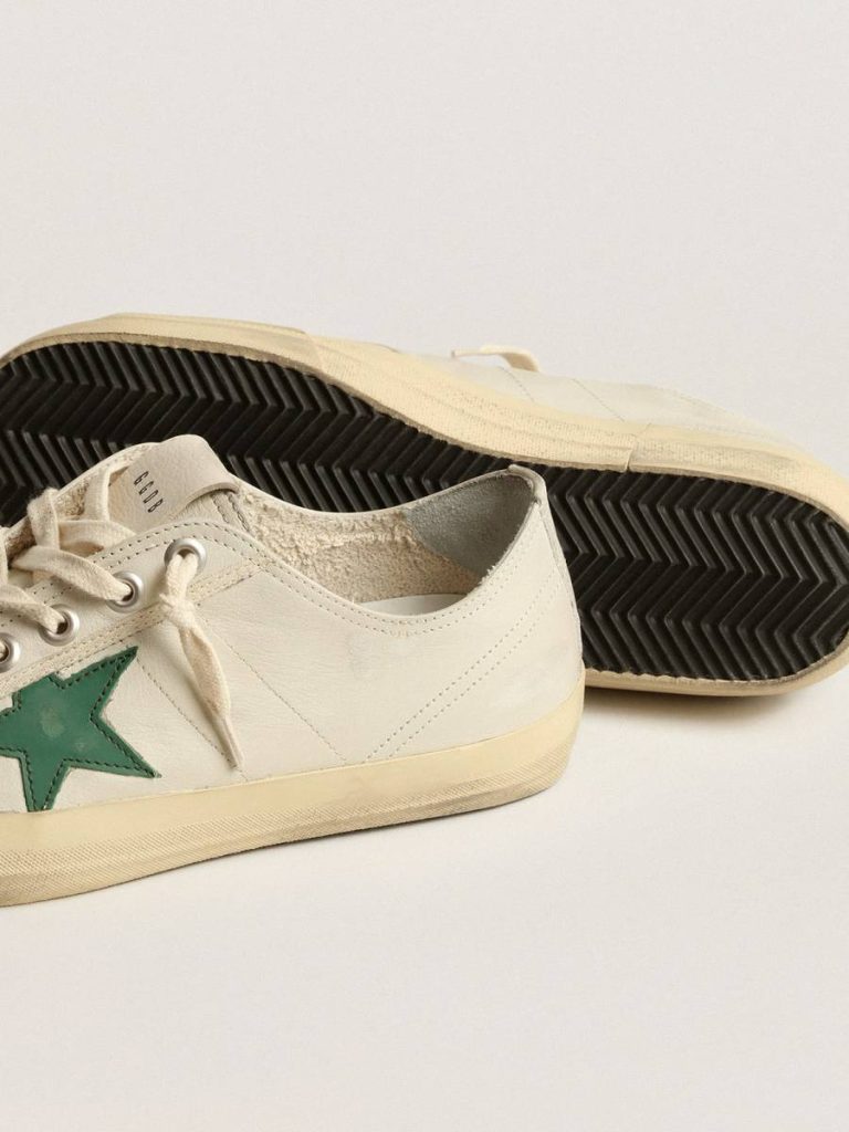 V-Star Golden Goose Men V-Star In Glossy Leather With Green Leather Star - 3