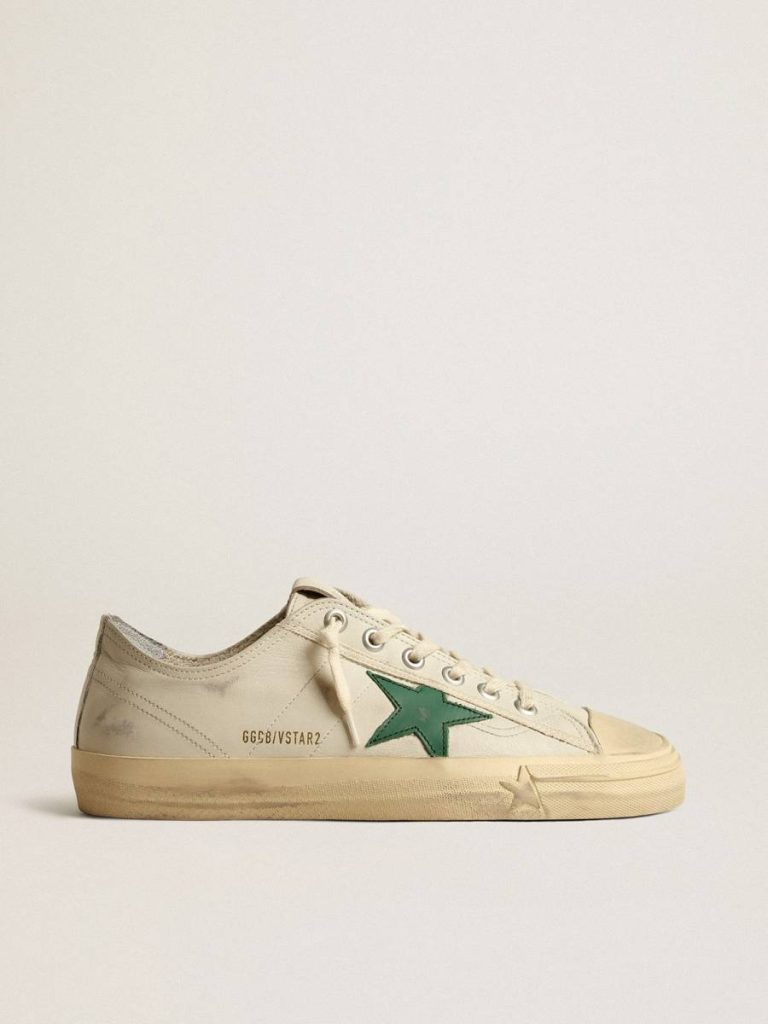 V-Star Golden Goose Men V-Star In Glossy Leather With Green Leather Star - 1