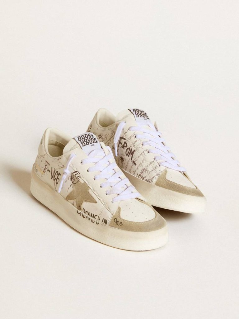 Women Golden Goose Stardan Stardan With Beige Suede Star And Toe And All-Over Lettering And Patterns - 2