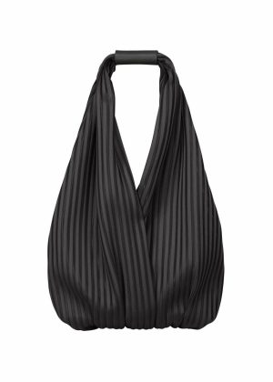 Women Issey Miyake Black （No.15）|Winter Green （No.64）|Dew Gray （No.18） Tote Bags Linear Knit Bag-48 - 1